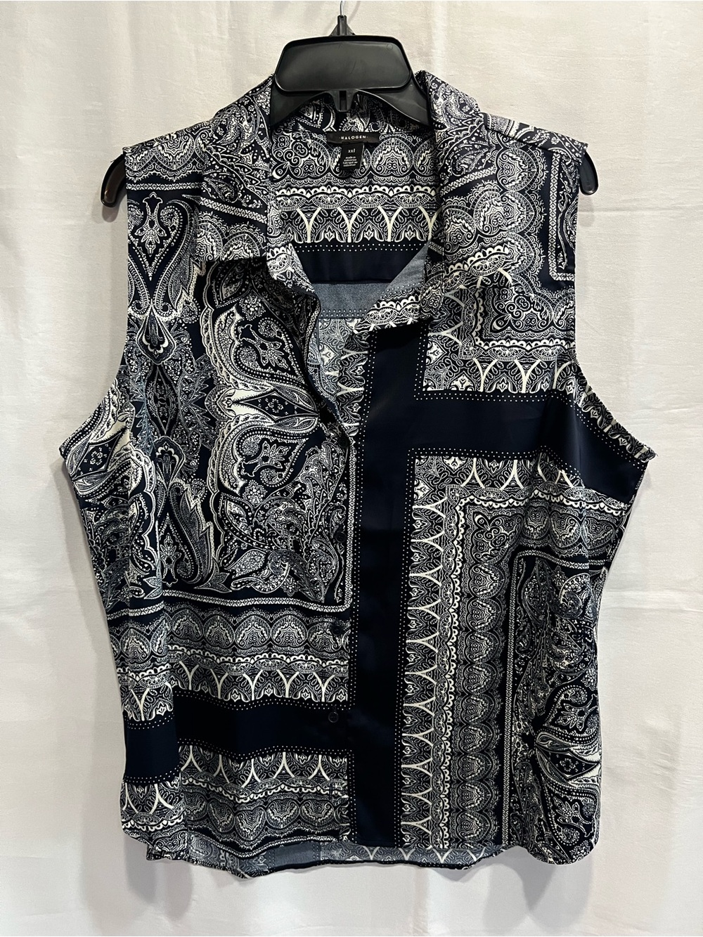 Halogen Sleeveless Blouse Navy & Cream Paisley Button Up Size XXL